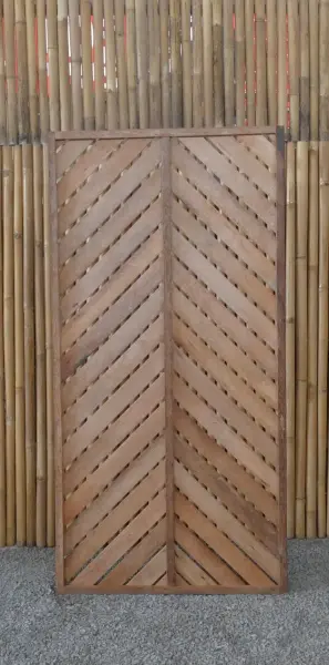 Product image 3 of the product “Coconut wood fence, model Heringbone, 90 x 180 cm height, natural. ”